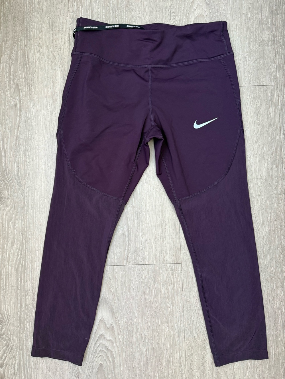Nike Run Women’s Plum Dri-Fit Workout Leggings Size Medium